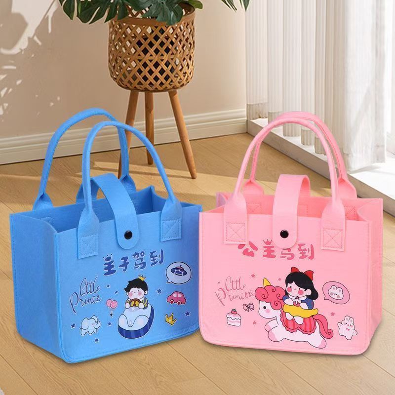 Baby's Full Moon Egg Bag Hundred Days Banquet Cartoon Felt Bag Large Capacity Felt Handbag Printing Bag Accompanying Gift