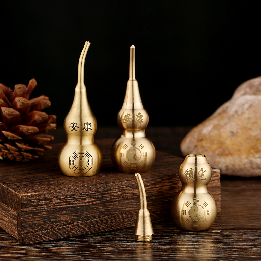 Picture of [Factory production wholesale] Pure brass gourd accessories hollow can be opened small desktop keychain accessories