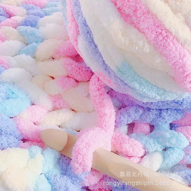 Picture of Extra Thick Ice Strip Wool Handmade Blanket Coral Fleece Ice Strip Novice Scarf Line Cushion Blanket Line