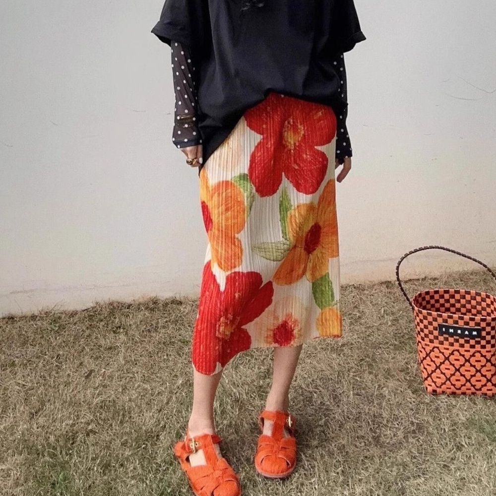 Picture of Niche design pleated skirt spring and summer thin elastic waist printed slimming age-reducing hip slit pleated skirt