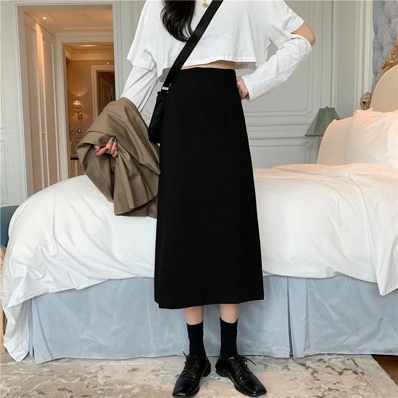 Picture of Autumn 2022 New Large Size High Waist Skirt for Chubby Girls Mid-length Hip Covering Slim A- line Skirt Black Hip Skirt
