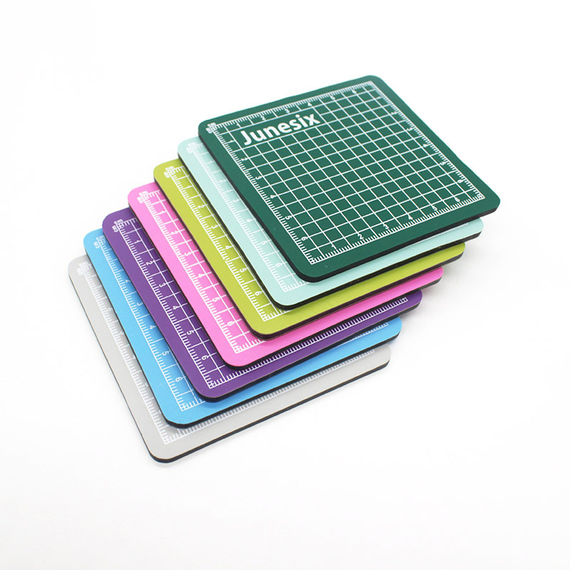 Picture of Junesix cutting board mini cutting pad manual model 8x 8cm hand account cutting pad 2.4MM