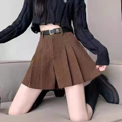 Khaki Corduroy Pleated Casual Wide-Leg Shorts for Women Autumn and Winter 2023 New High-Waisted Outer Boot Pants for Small People