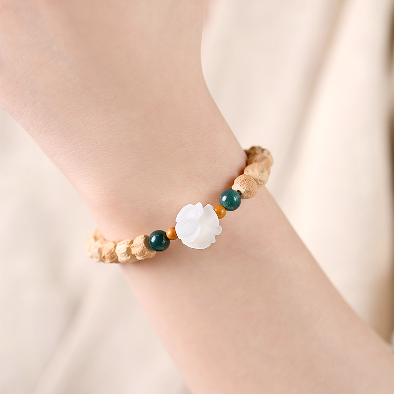 Picture of White Jade Bodhi root Lotus bead tassel hand-held natural passion seed single-Circle Bracelet Buddha Zen hand ornaments wholesale