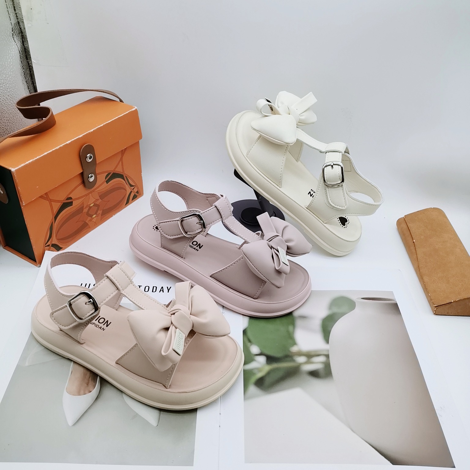Yongxingda Sandals 2025 New Cute Little Girl Princess Shoes Summer Children Korean Style Girl Sandals Sand