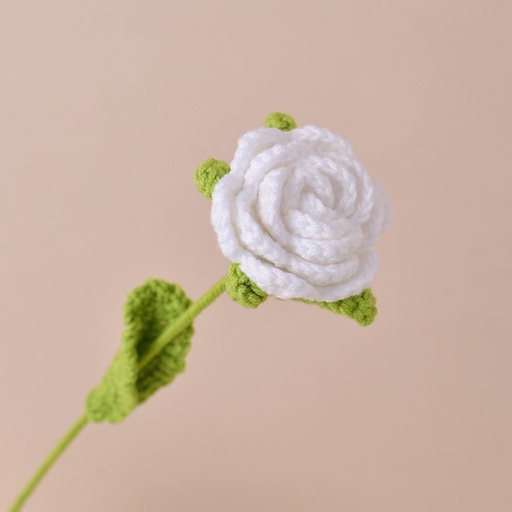 Picture of Finished Hand-Knitted Rose Artificial Flower Knitting Flower Handmade Flower DIY Wool Knitting Homemade Crochet Bouquet