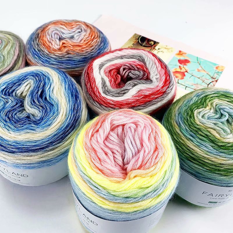 Ten-carved cloud cake line gradient segment dyed wool scarf hat crochet diy hand-woven material bag