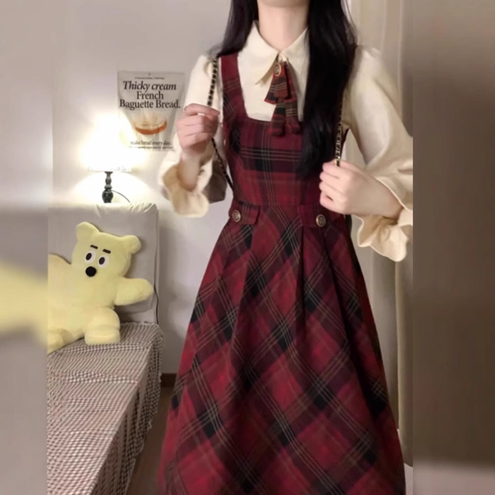 Spring and Autumn 2025 New College Style Red Strap Dress Women's Suit New Year Wear a Set of Long Dress