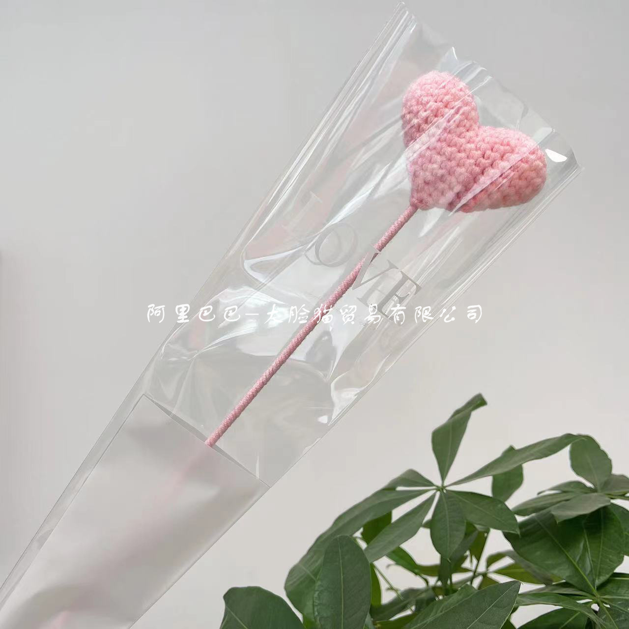 Picture of Finished Hand-Knitted Rose Artificial Flower Knitting Flower Handmade Flower DIY Wool Knitting Homemade Crochet Bouquet