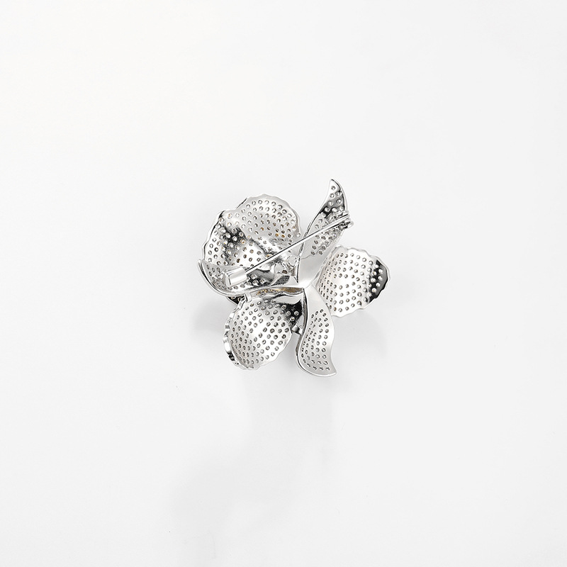 Picture of Deli Snow Paris Jewelry Show Heavy Industry Gradient Gem Design Peony Flower Brooch Luxury Coat Pin Buckle