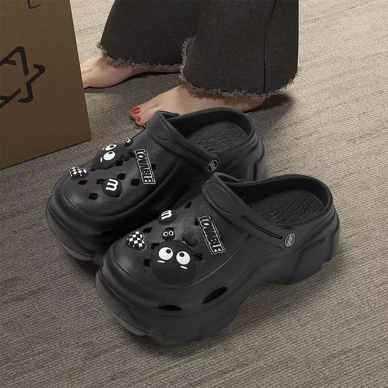 Picture of Baotou EVA hole shoes in 2025 new fashion and versatility student comfortable and casual two-wear non-slip slippers for women's summer
