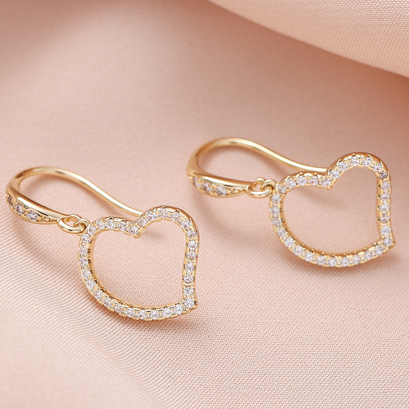 French thick gold craft earrings earrings love confession series hollow stone symmetrical heart texture earrings