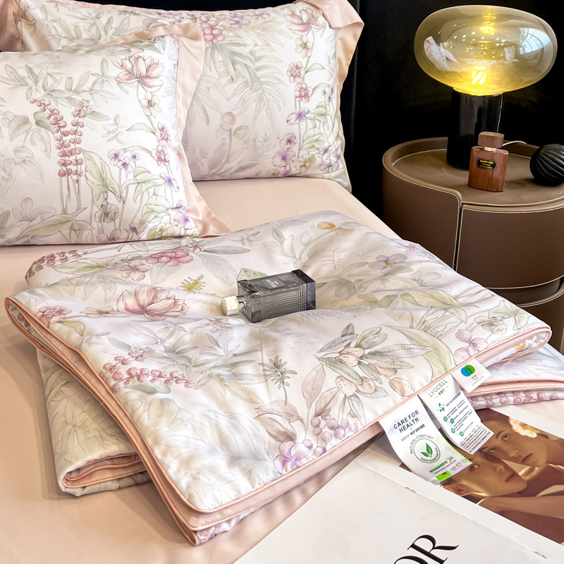 Picture of Class A 60S Tencel Summer Quilt Four-piece Lyocell Fiber Summer Quilt Machine Washable Air-conditioning Quilt Summer Thin Quilt