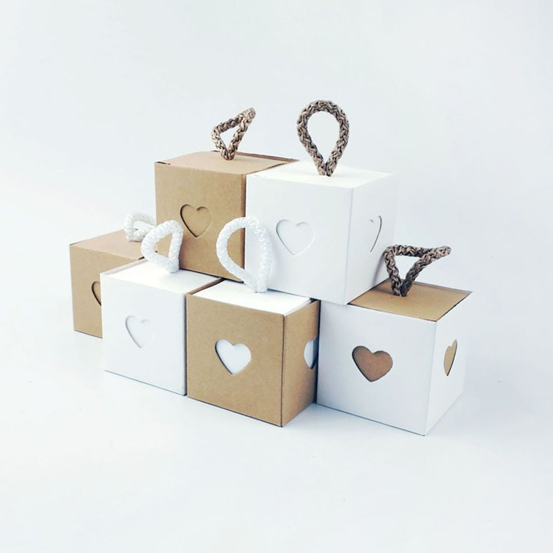 2019 European Style New Heart-To-Heart Retro Kraft Paper Set Candy Packaging Wedding Candy Box Spot Wholesale