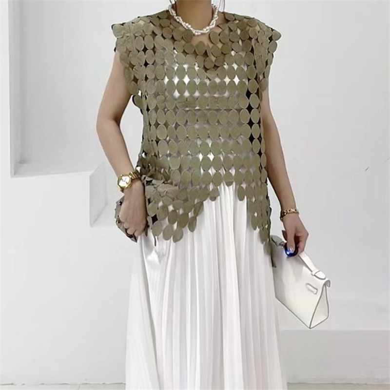 Picture of Multiplication Spot 2024 Korean-style Design Sense Hollow Irregular Vest Women's Loose Lazy Fashionable Stacked Blouse