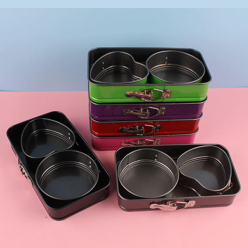 Picture of Square and round heart-shaped cake mold three-piece non-stick baking abrasive set mini carbon steel cake mold baking tray