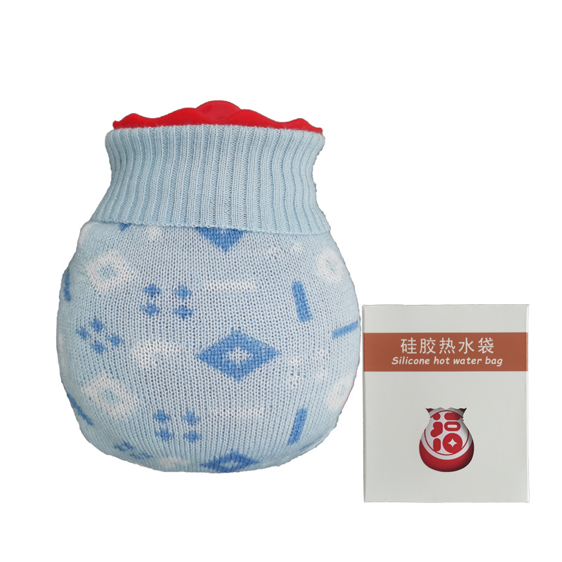 Picture of Cross-Border Lucky Bag Silicone Hot Water Bottle Platinum Silicone Water-Filled Microwave Heating Hot Water Bottle to Warm Belly and Hand Warmer to Keep Warm