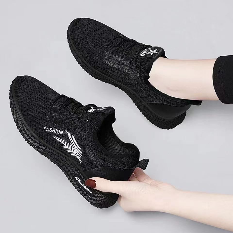 2024 Summer New Women's Shoes Fly-woven Casual sneaker Mesh Thick-soled Breathable All-match Soft-soled Non-slip Moms Shoes