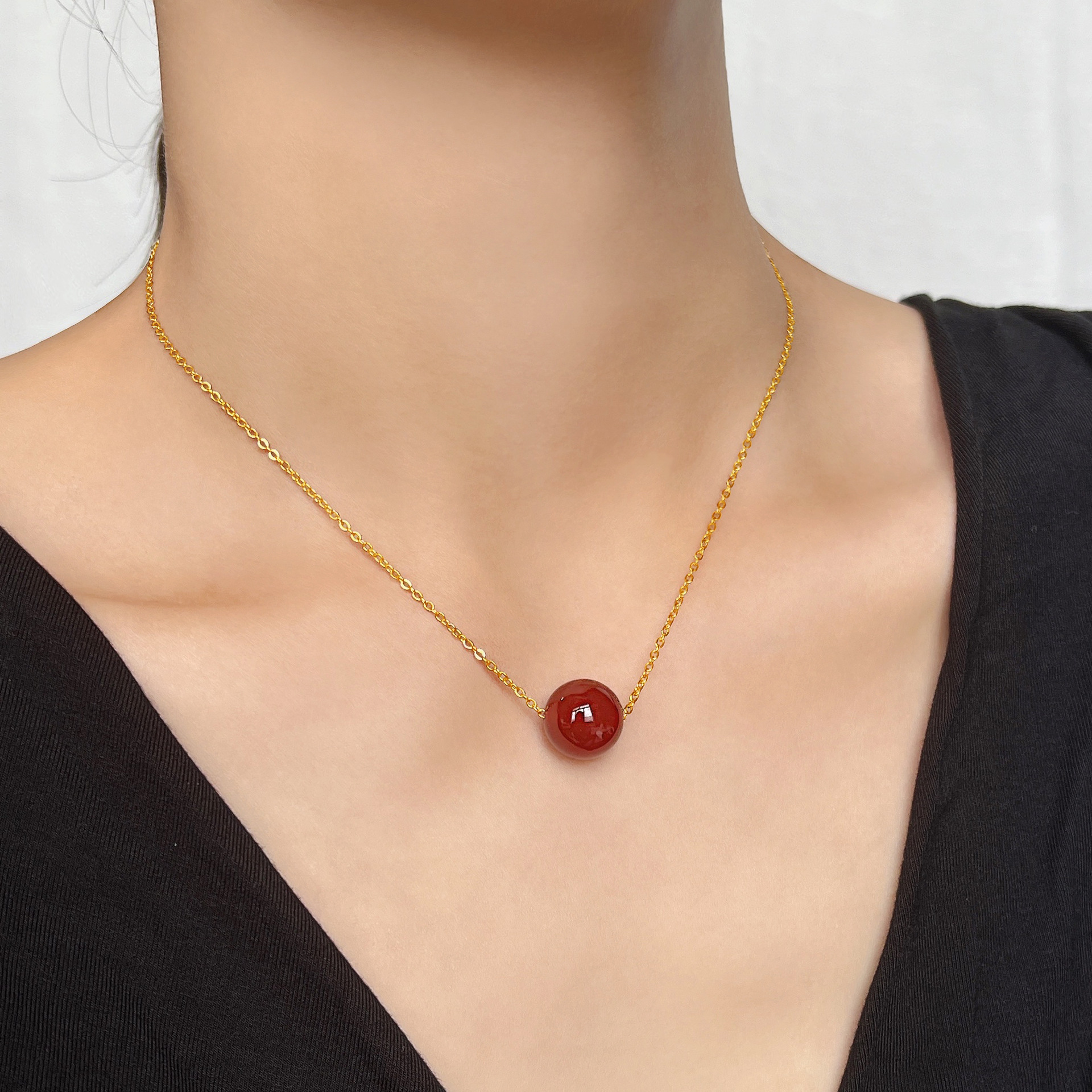 Red Agate Transfer Bead Necklace Women's Titanium Steel Plated 18K Gold Red Bean Acacia Chain Red Bean Pendant Net Red Same Style