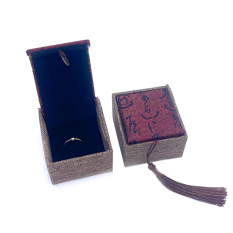 Wen play jewelry box linen tassel jewelry box ring box Buddha beads jade earnail box badge box jewelry packaging box