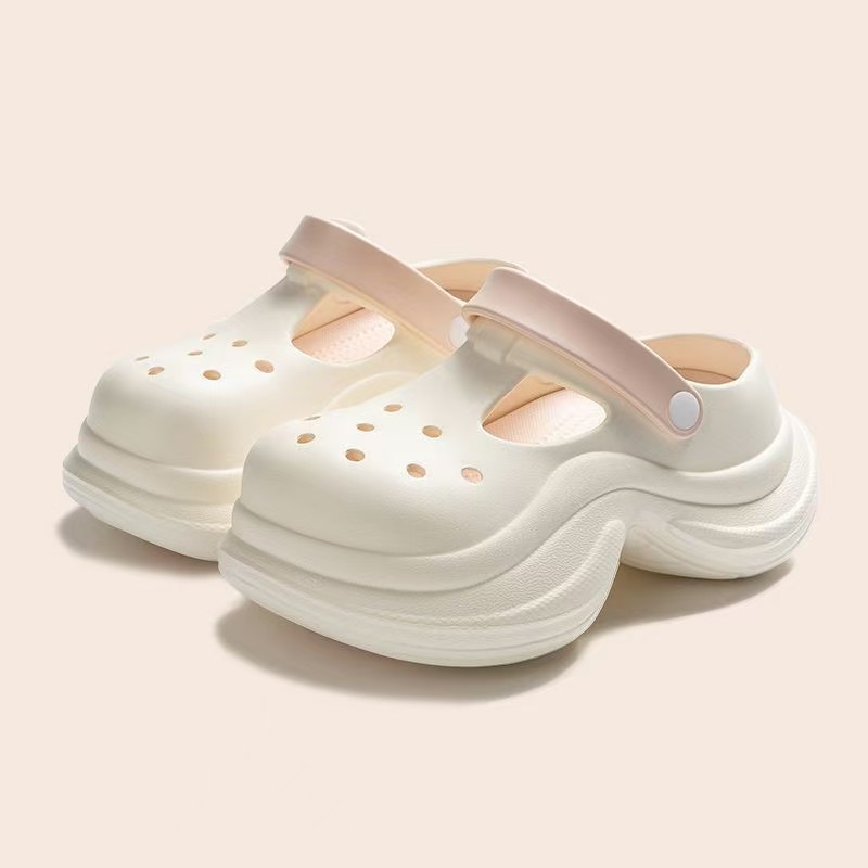 Summer New Popular Thick-Soled Clogs for Women, 2025 Beach Outer Wear, Non-Slip Toe-Cap Sandals for Women, Cute