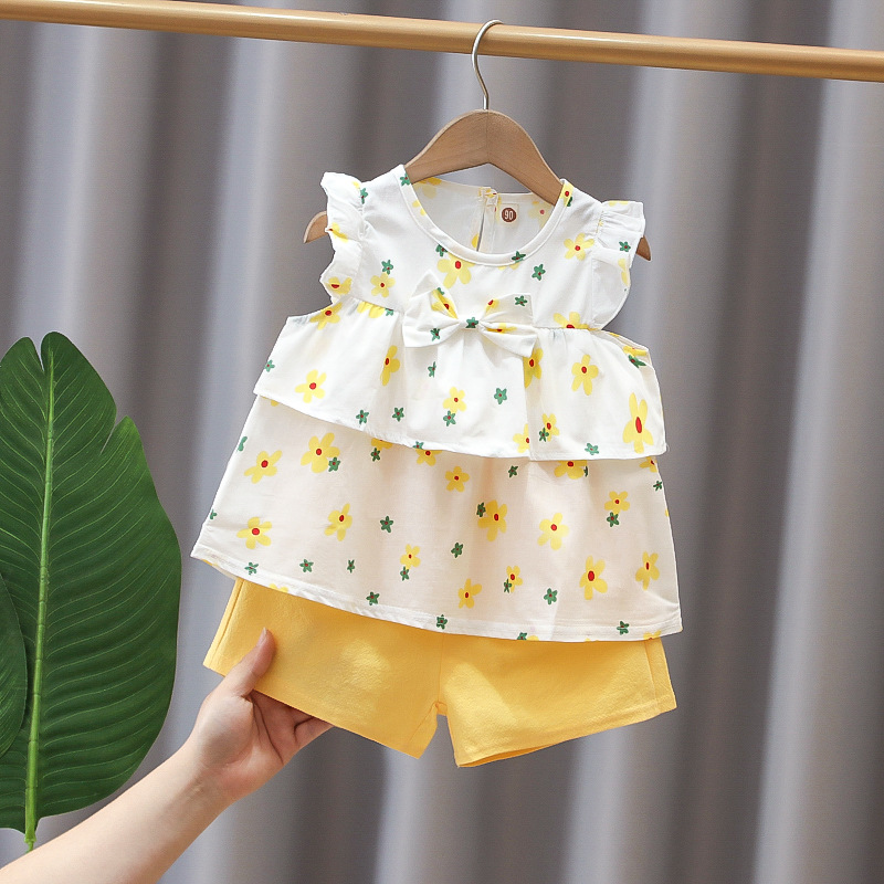 Picture of Girls Summer suit Summer New Cute Fried Street Full Printed Bow-tie Vest Shorts suit Cute