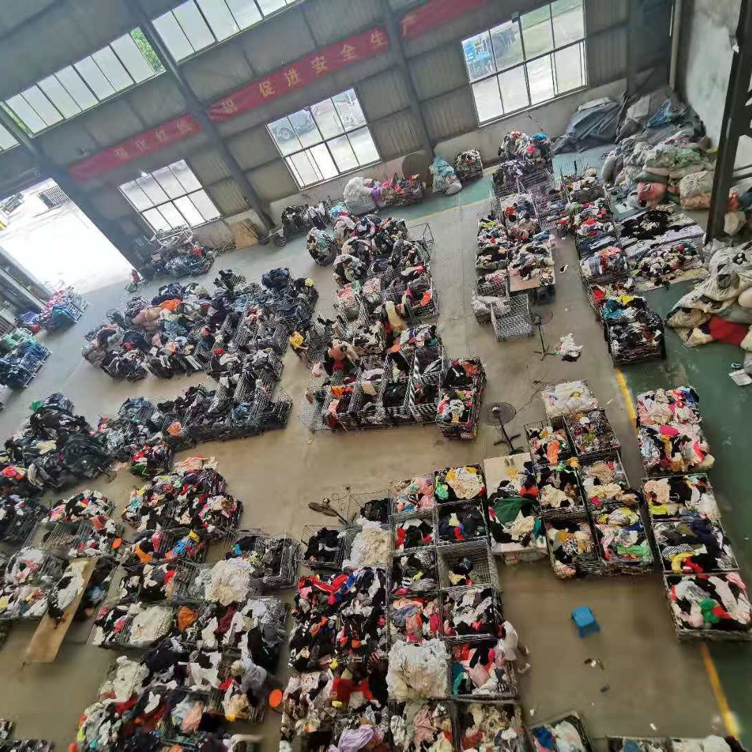 Picture of Winter clothes old clothes first-hand supply 10 years of sorting experience, good quality, sufficient quantity of cotton and linen