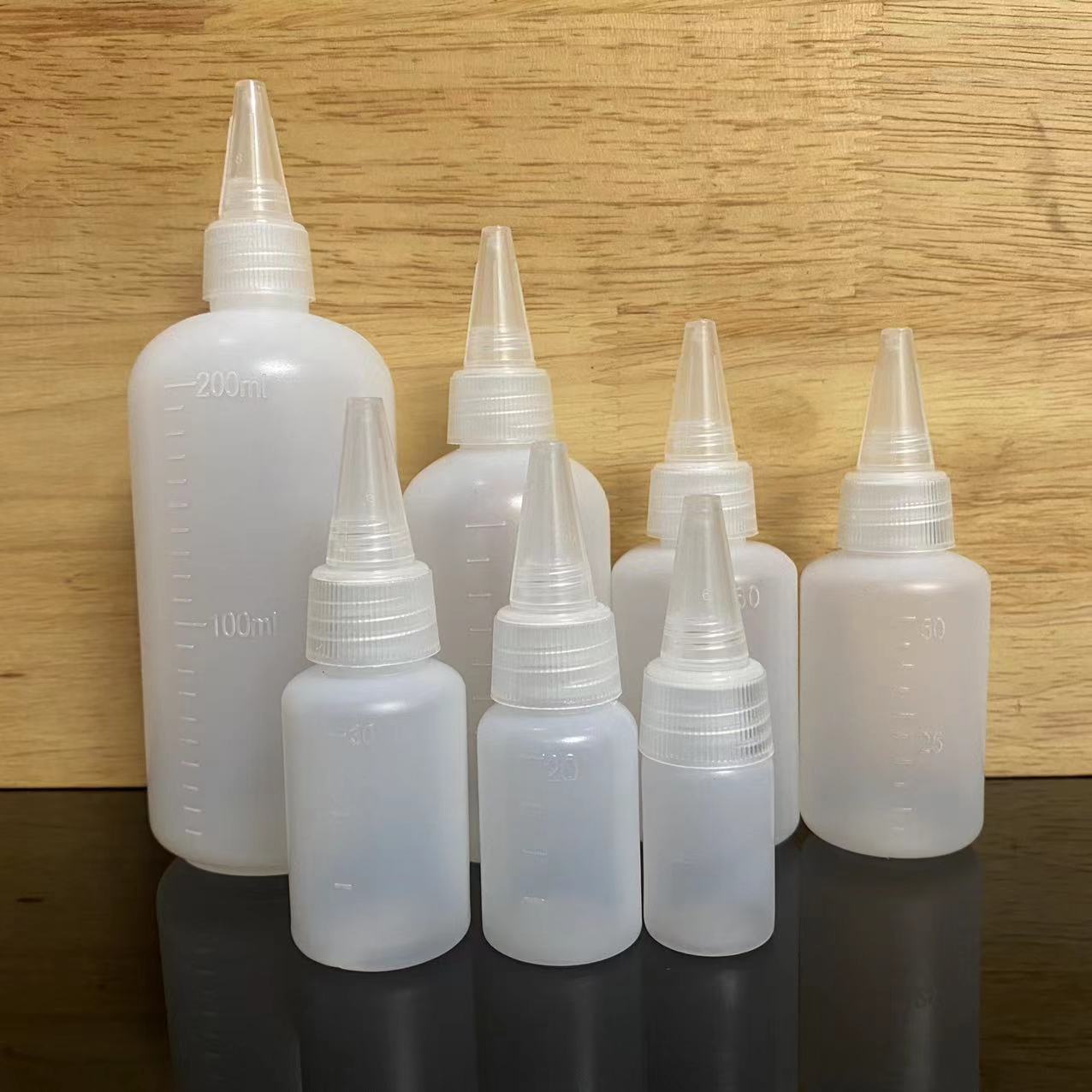 Picture of Wholesale translucent squeeze pointed mouth plastic bottle 10ml 20 30 50 millimetre dispensing bottle pointed mouth liquid bottle pigment