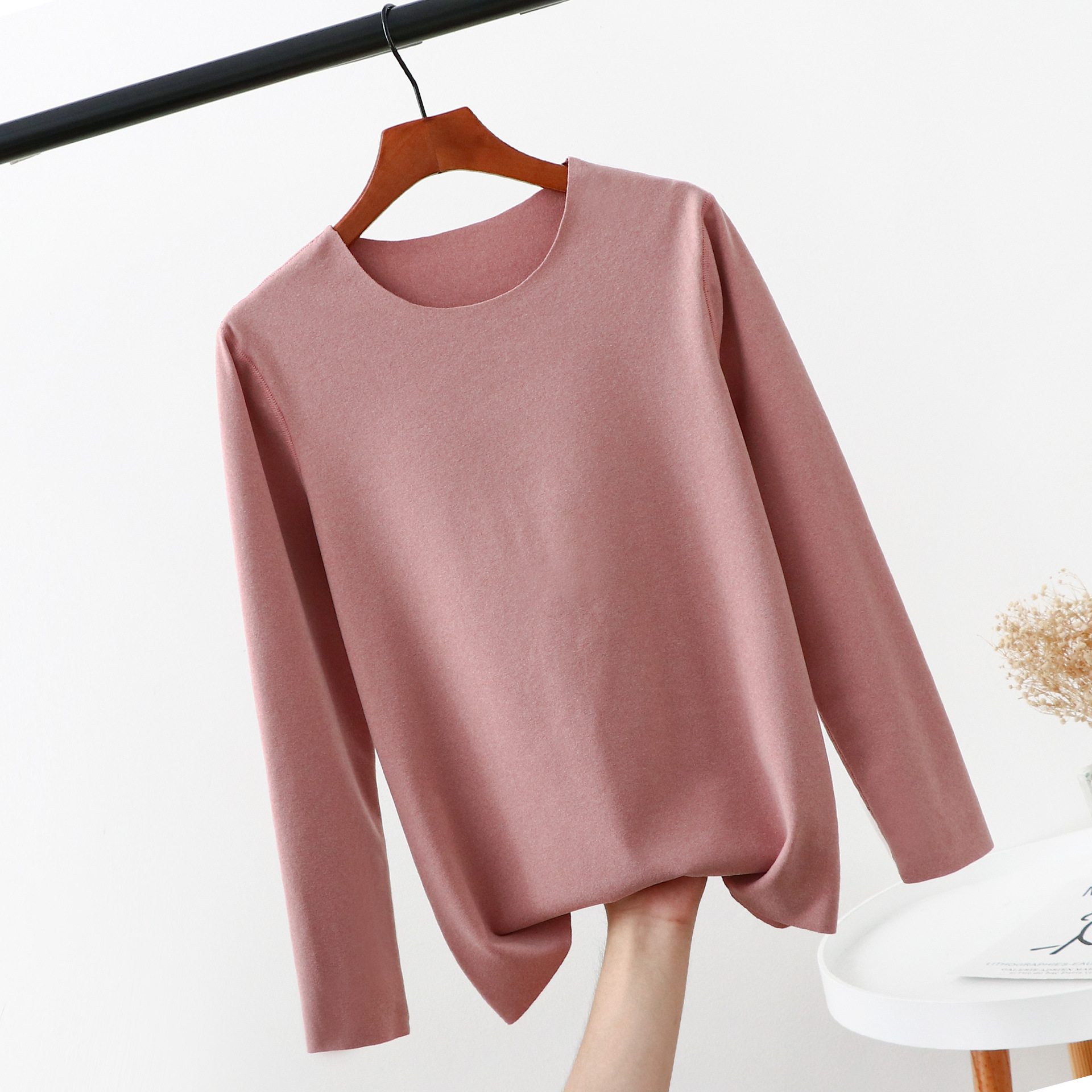 Picture of Add fat to increase the size of fat MM200 kg seamless velvet crew neck bottoming shirt long sleeve thermal underwear jacket women's autumn clothing