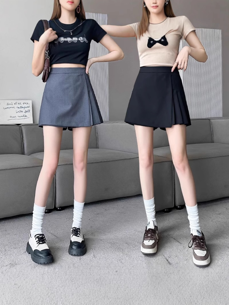 Suit Shorts for Women 2025 New Summer High-Waisted Asymmetrical Pleated Korean Style Outer Wear A-Line Wide-Leg Casual Pants and Skirts