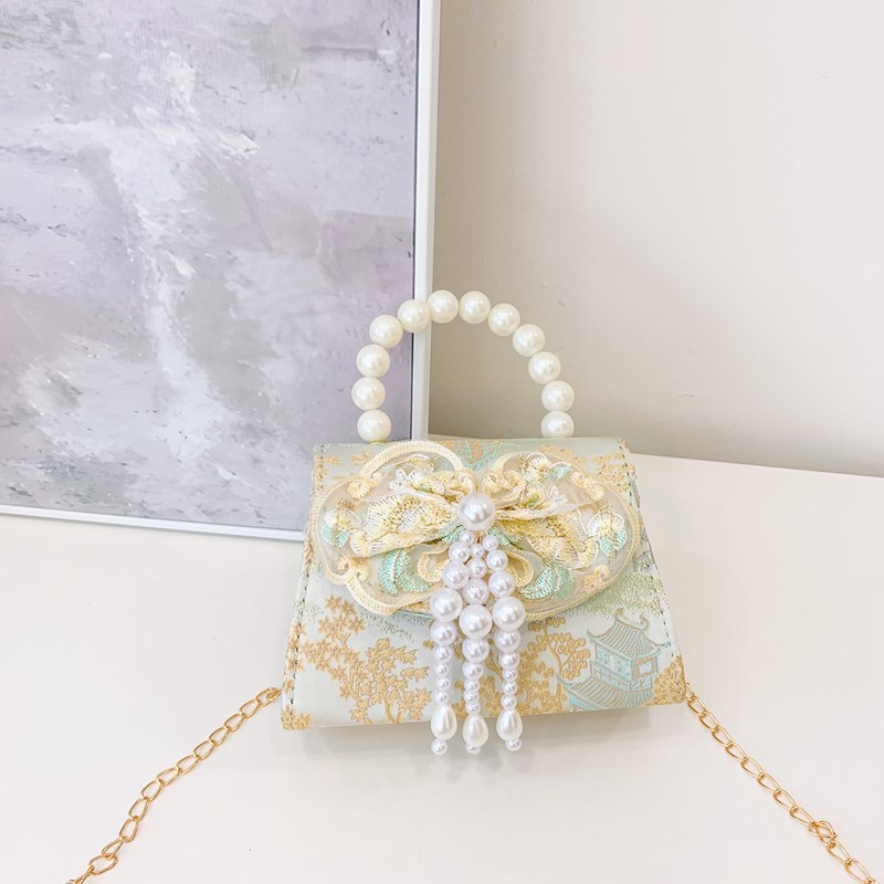 Picture of Hot Selling Children Shoulder Bag Exquisite Antique Little Girl Coin Purse Cute Princess Outdoor Casual Pearl Handbag