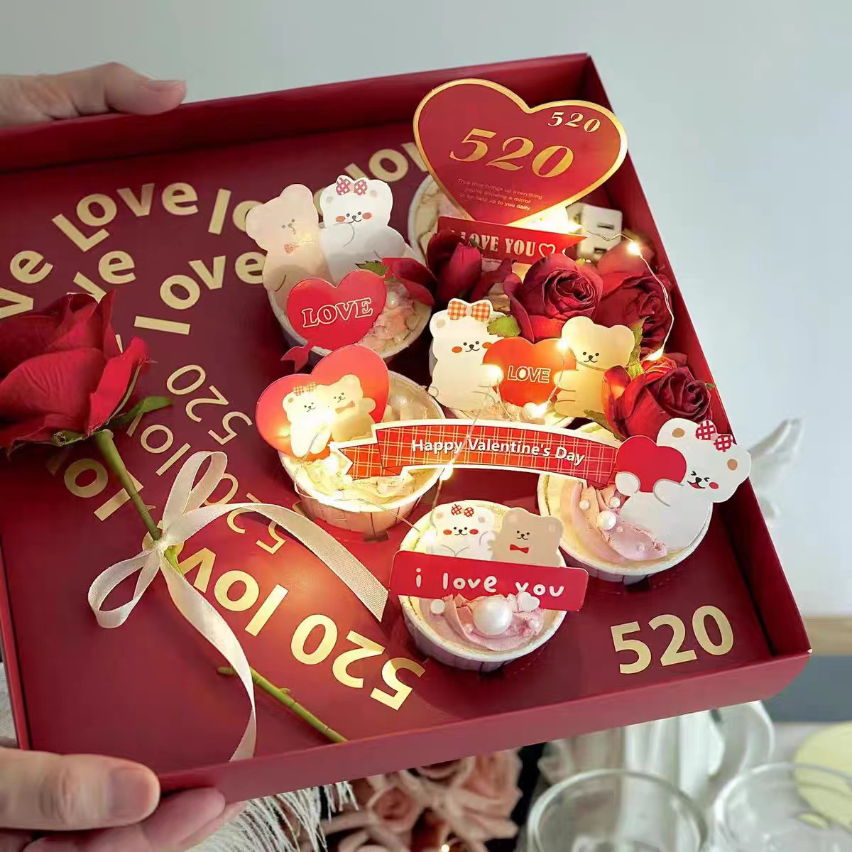 520 Jiayan Same Cake Box Valentine's Day Paper Cup Birthday Decoration 6 LOVE Cute Bear Birthday Plug-in