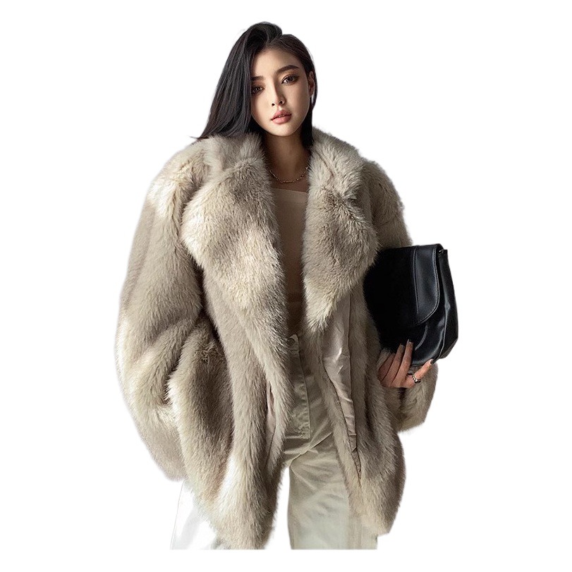 Autumn and Winter New Thickened Faux Fox Fur One Young Elegant Mid-length Green Fur Coat for Women