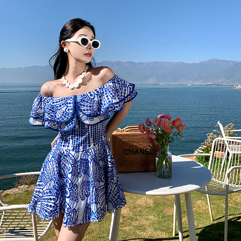 Real Shot Summer French Niche Design Sense Heavy Industry Embroidery Hollow Ruffled Waist Slimming Fishbone Dress