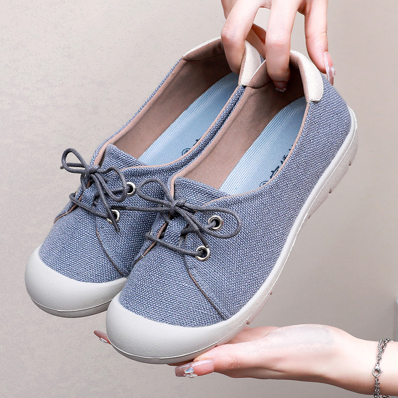 Spring and Autumn Old Beijing New Women's Shoes Slip-on Loafers Lightweight Comfortable Non-slip Mom Shoes Middle-aged and Elderly Casual Shoes
