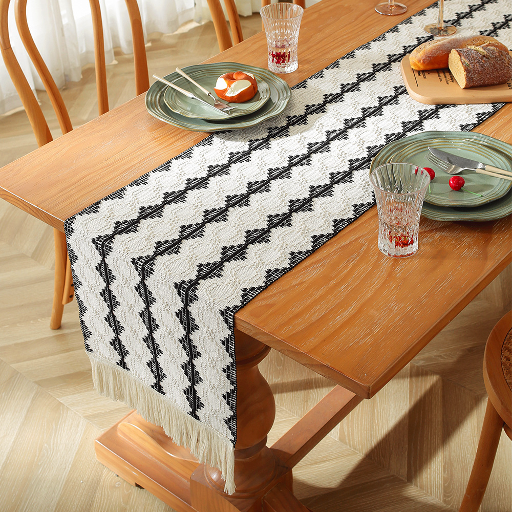 Table runner cotton and linen striped stitching two-color woven tassel table runner modern simple long tablecloth porch cover towel wholesale