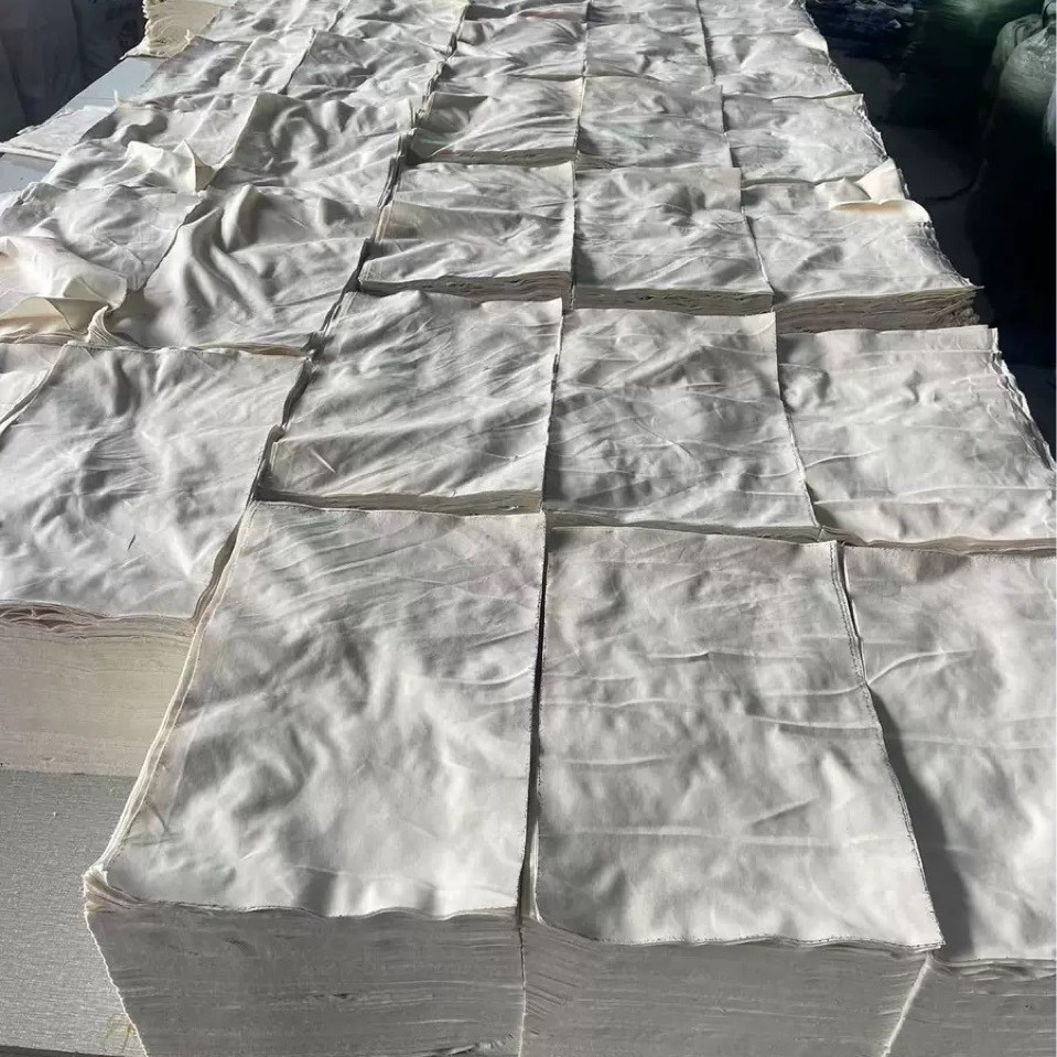 Picture of White Industrial Machine Wiping Cloth Pure Cotton Standard Size Water-Absorbing and Oil-Absorbing Cotton Lint-Free Waste Cloth Cleaning Wiping Rag