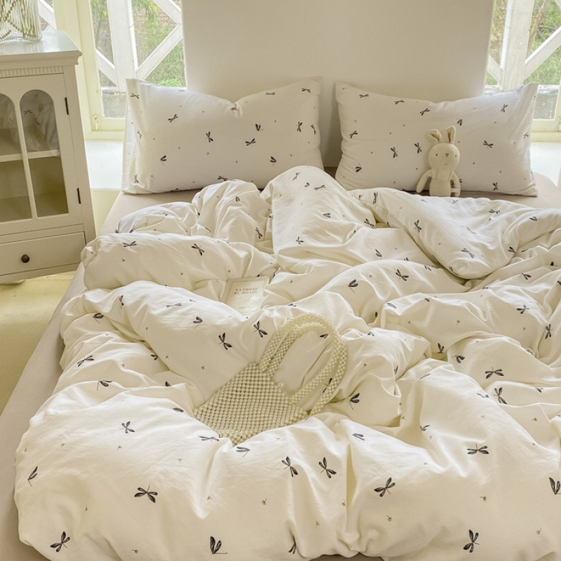 Picture of Mother and infant ins cloud feeling super soft washed wrinkled cotton four-piece set A floral fresh quilt cover dormitory bed sheets three-piece set