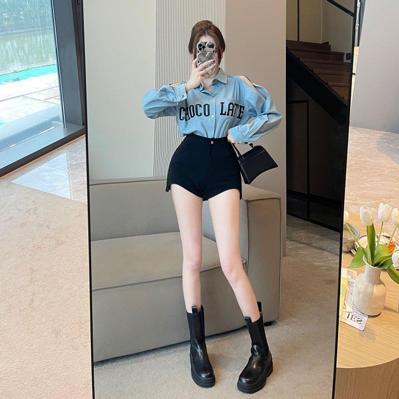 High waist shorts women's outer wear spring 2023 new black A- line ultra high waist wide leg slimming casual hot pants ins fashion