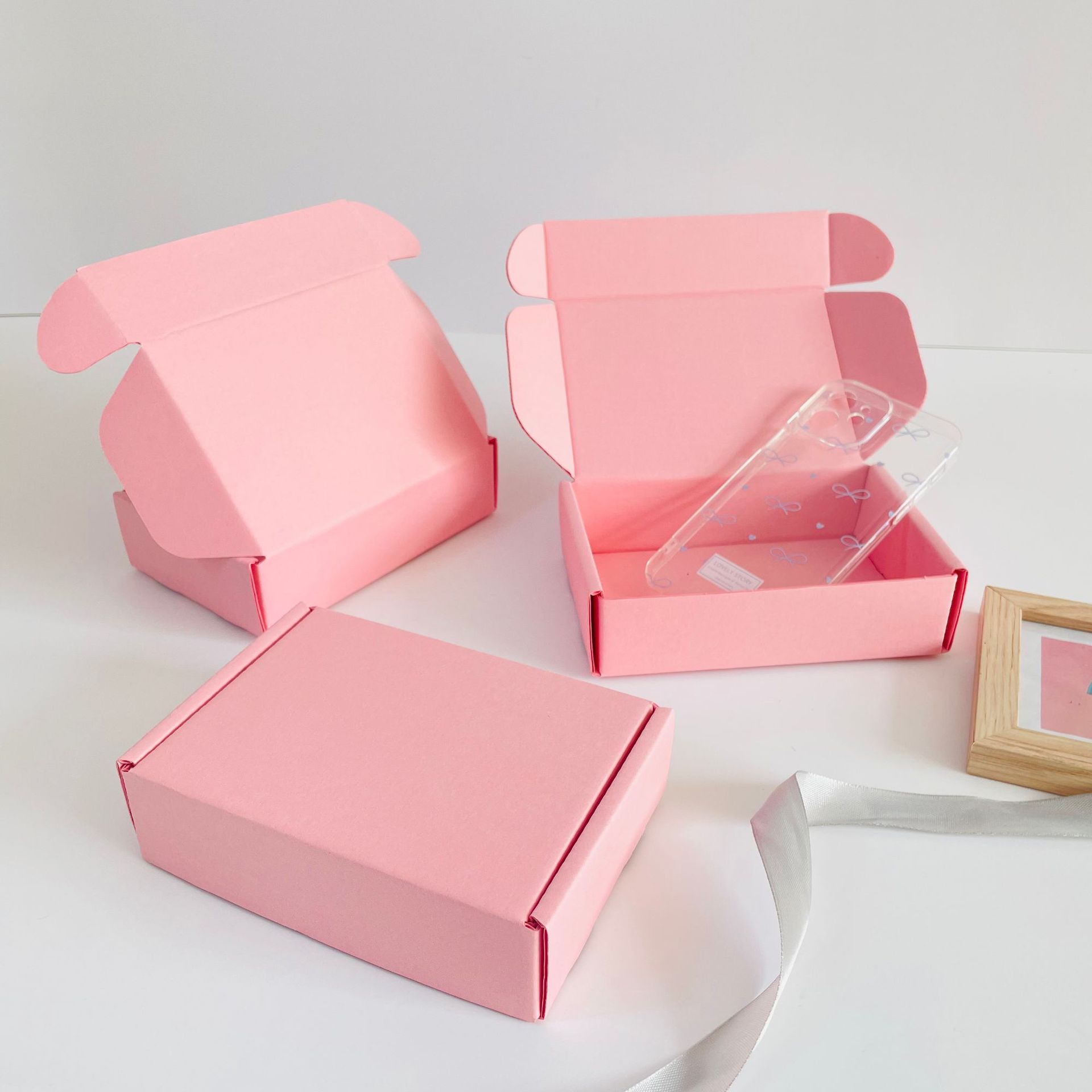 High Yan Value small size Flying Machine Box Card Packing Material Express Packing Box Hand Account Packing Box Jewelry Express Box