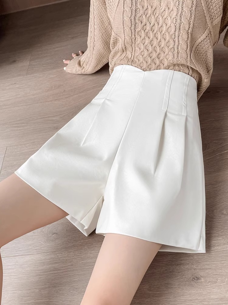 PU Leather Shorts Women's American Style Hot Girl High Waist A- line 2024 Autumn and Winter New Outer Wear Slim Base Wide Leg Boots Pants