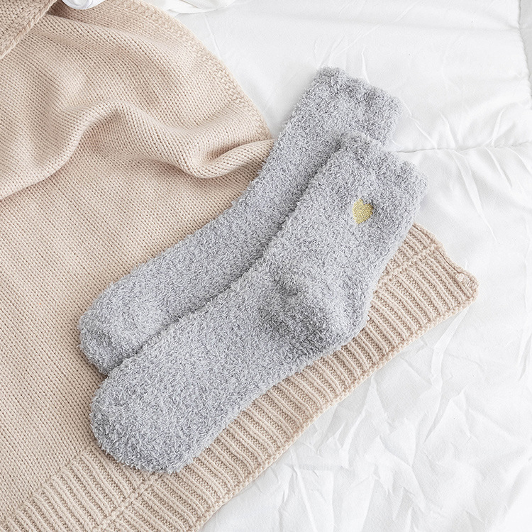 Picture of Coral Velvet Socks Autumn and Winter Heart Home Floor Socks Sleep Socks Half Velvet Women's Mid-Calf Socks Warm and Thickeneded