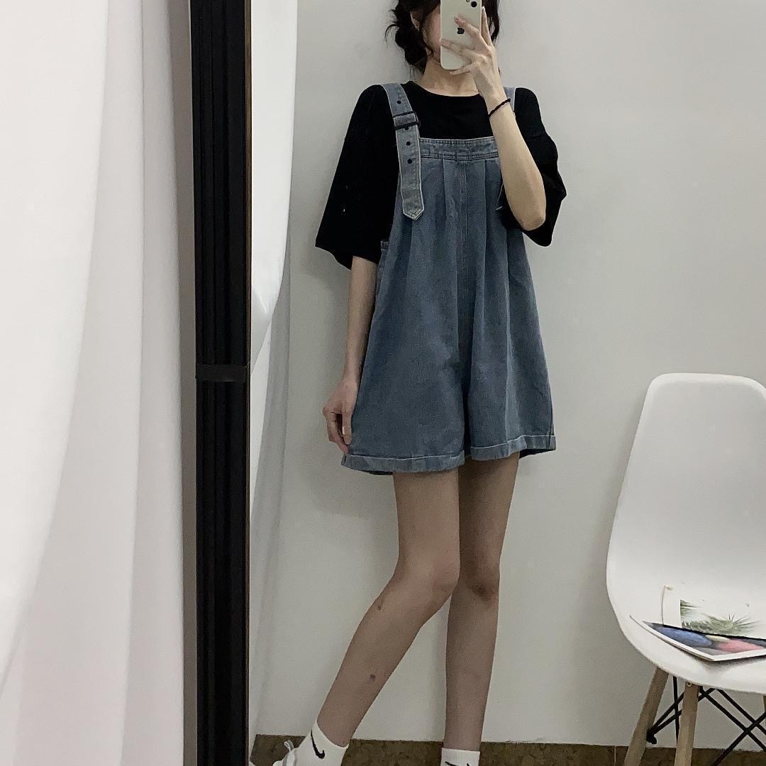 Denim suspenders girls 2024 new summer small design student loose one-piece shorts ins tide