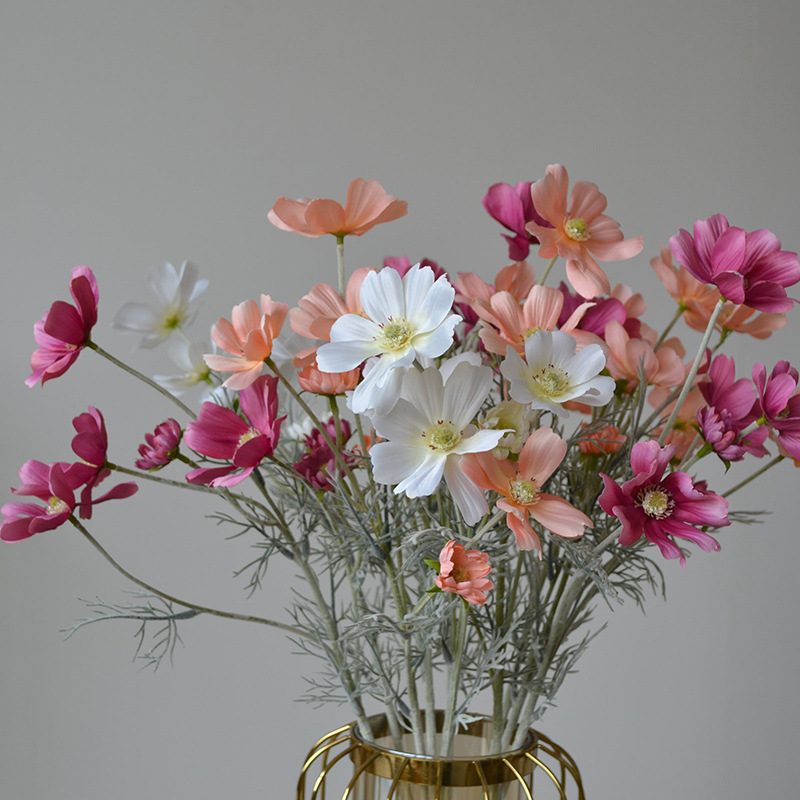 Picture of Taobao small wholesale foreign trade supply pastoral floral simulation flower silk flower Gesang chrysanthemum small chrysanthemum Persian chrysanthemum