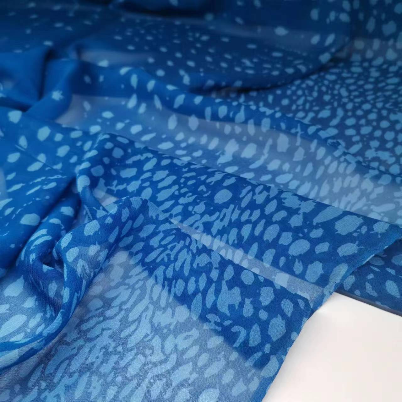 Ha Cyan 9 Mm Mulberry Silk Jokey Fabric Unilateral Positioning Printing Irregular Wave Dot Narrow Dress