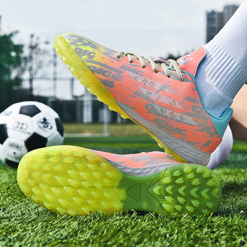 Picture of World Cup Mandarin Duck Primary School Children and Teenagers Broken Nails Spikes Outdoor Spikes School Competition Training Football Shoes