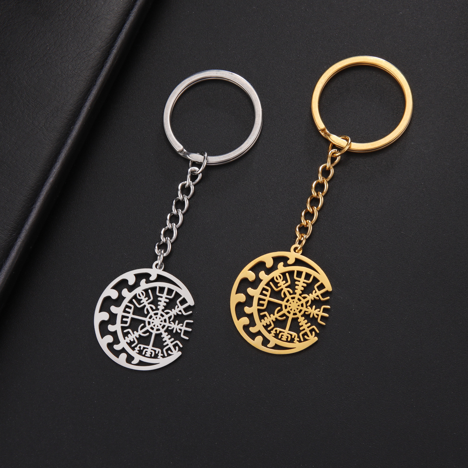 Europe and the United States cross-border hot sale with chain key chain mottled moon bag snowflake personality simple stainless steel car key chain