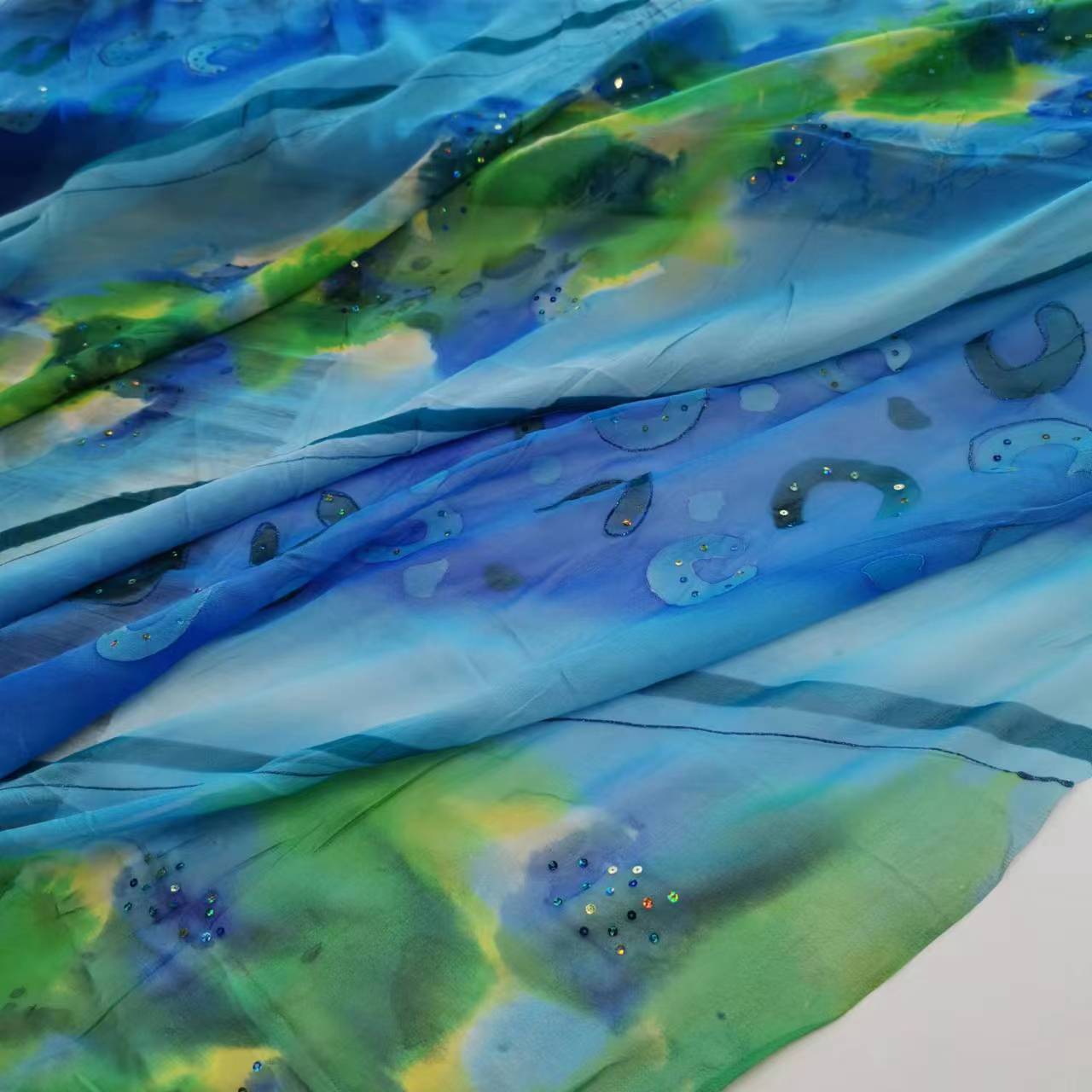 Gradient print hot polish 8 mom mulberry silk georgette fabric narrow fashion dress silk fabric
