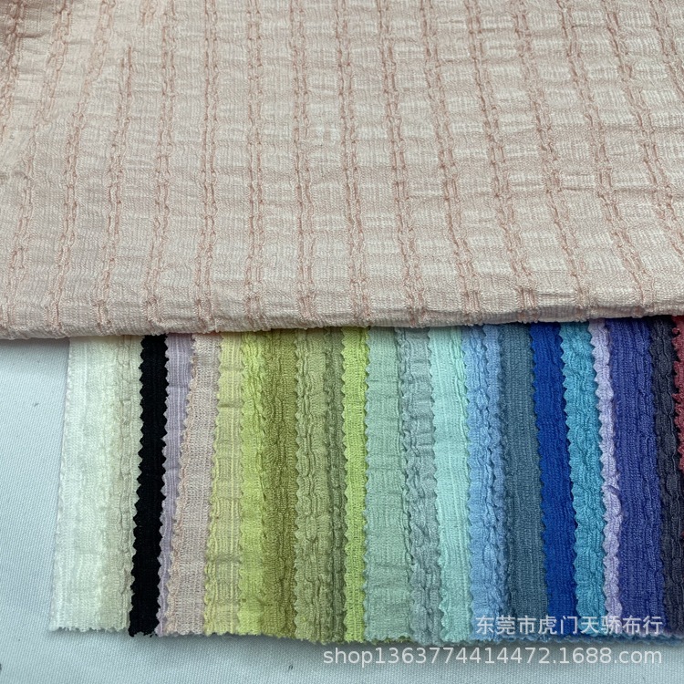 Spot supply of new knitted wrinkled fabric 180g vertical wrinkled 1cm spacing vertical wrinkled jacquard cloth
