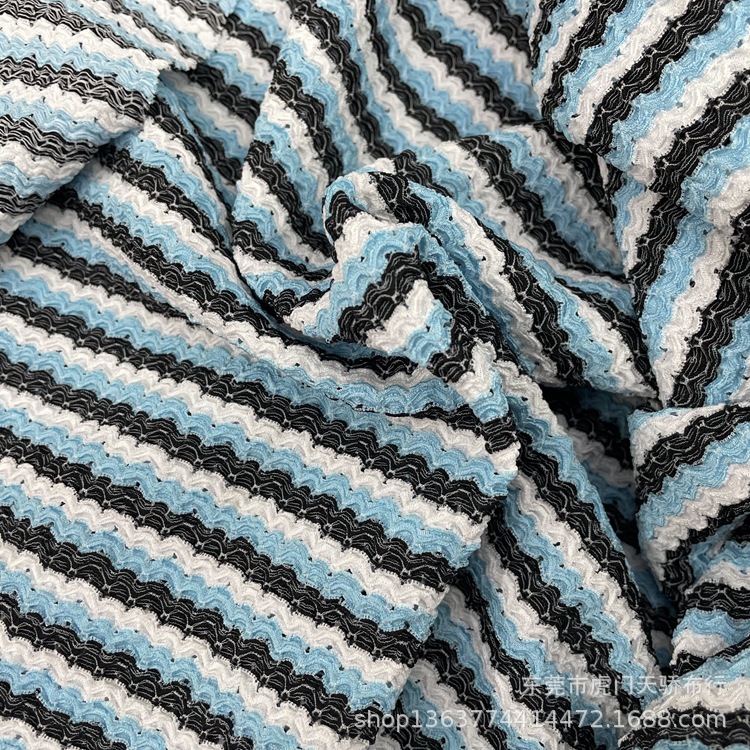 New yarn-dyed wavy mesh jacquard 190g elastic yarn-dyed mesh knitted mesh yarn-dyed Jacquard